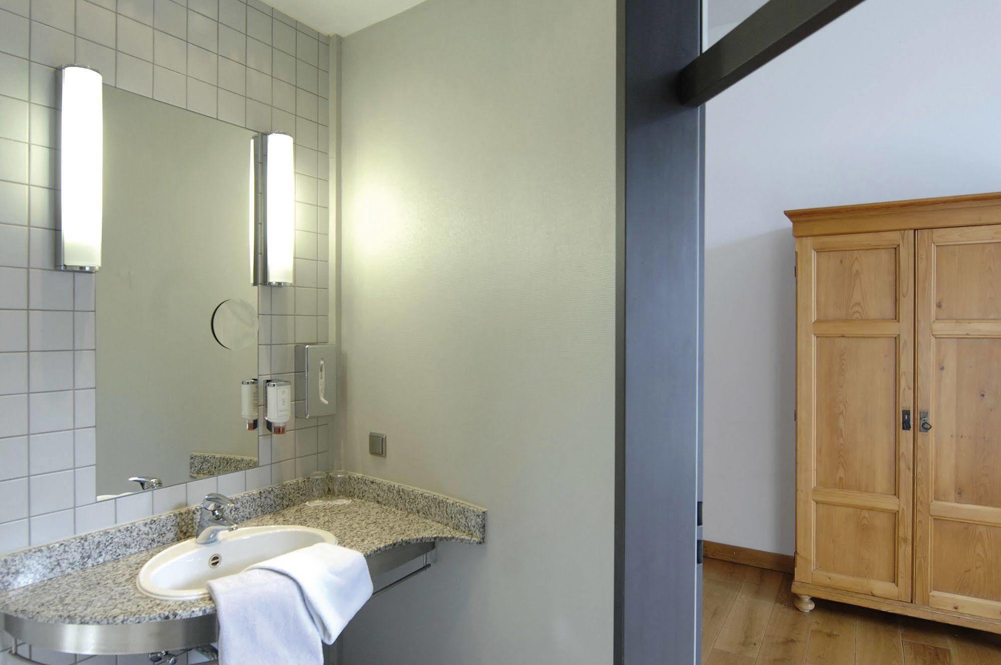 Hotel Mutterhaus Duesseldorf Экстерьер фото