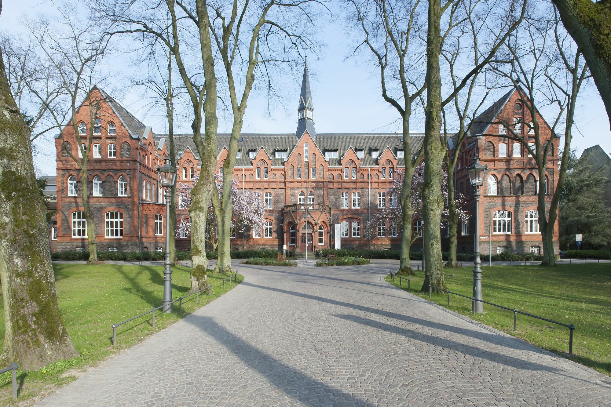 Hotel Mutterhaus Duesseldorf Экстерьер фото